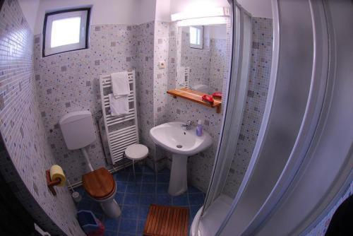 Hotel Sugo Panzio Madarasi Hargita Izvoare  Zimmer foto
